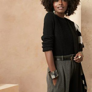 Banana Republic Mock-Neck Cropped Sweater  NWT